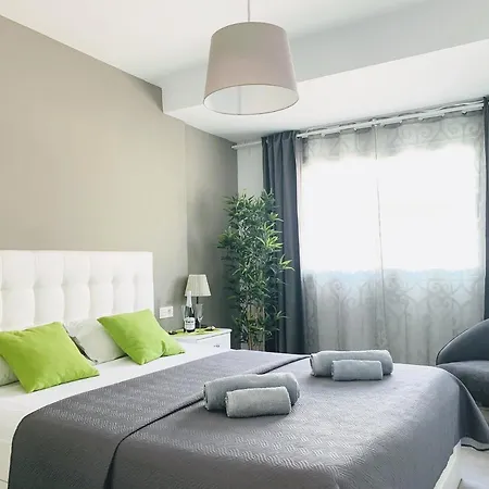 51e-scape Apartment